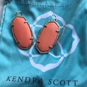 Kendra Scott Danielle coral and gold earring